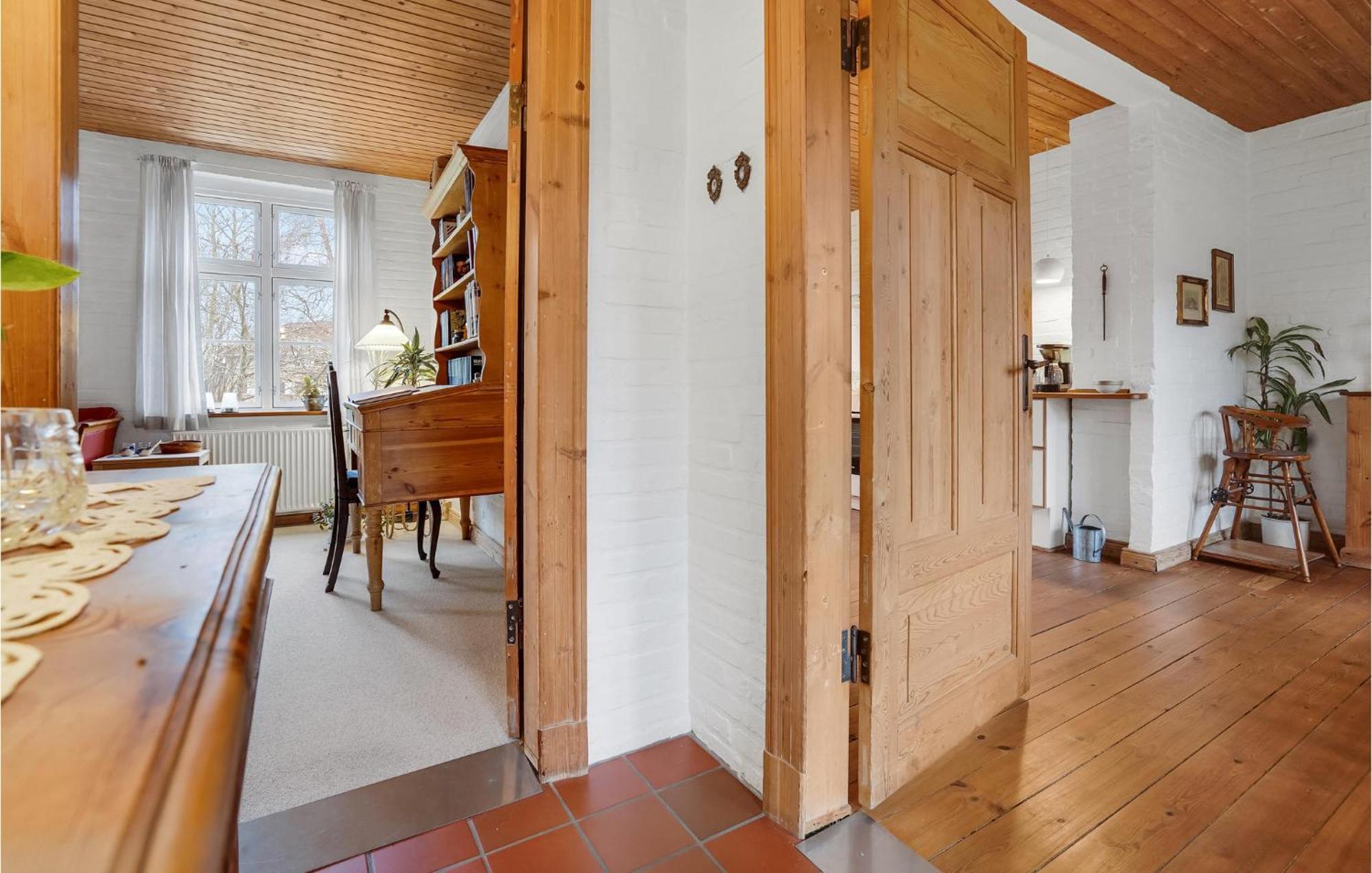Lovely Home In Sonderborg With Kitchen エクステリア 写真